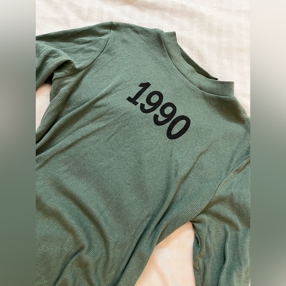 H&M Bodysuit - Picture 2 of 6